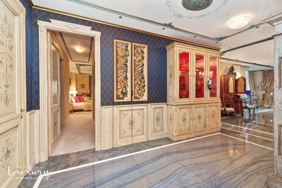 Trump Tower unit 55-B, New York, NY 10022 - photo 1