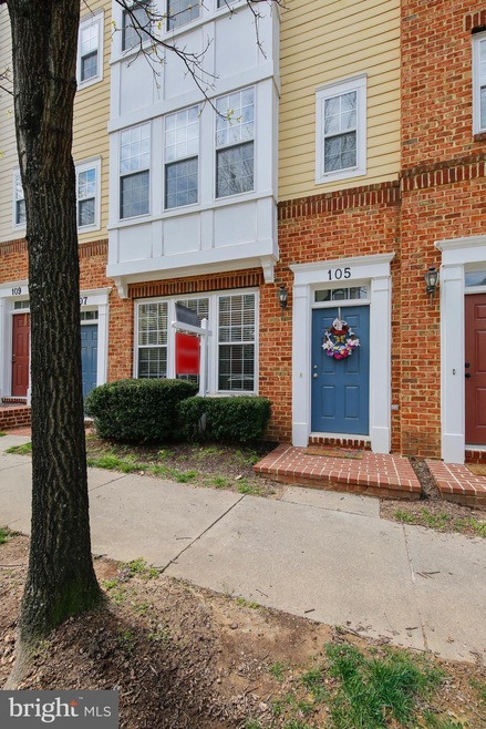 105 Bucksfield Rd unit A, Gaithersburg, MD 20878 - photo 1