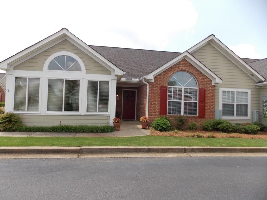 4411 Exterior