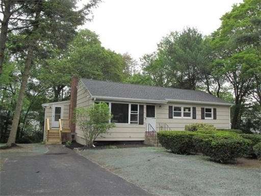 8 Lisa Rd, Randolph, MA 02368 - photo 1