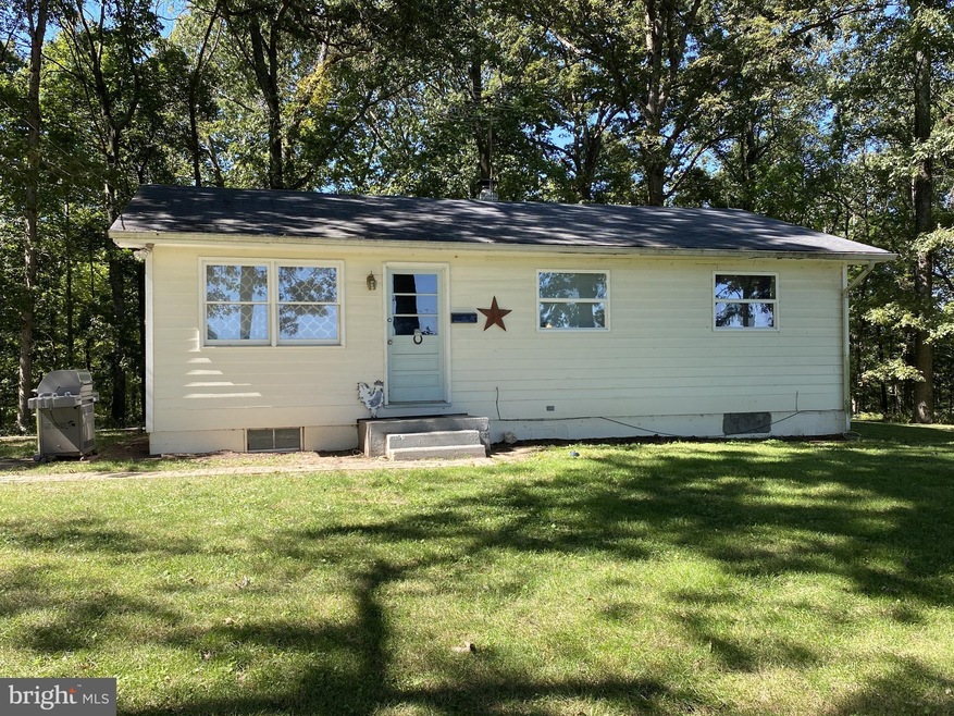 8210 A Oak Springs Rd, Marshall, VA 20115 - photo 1