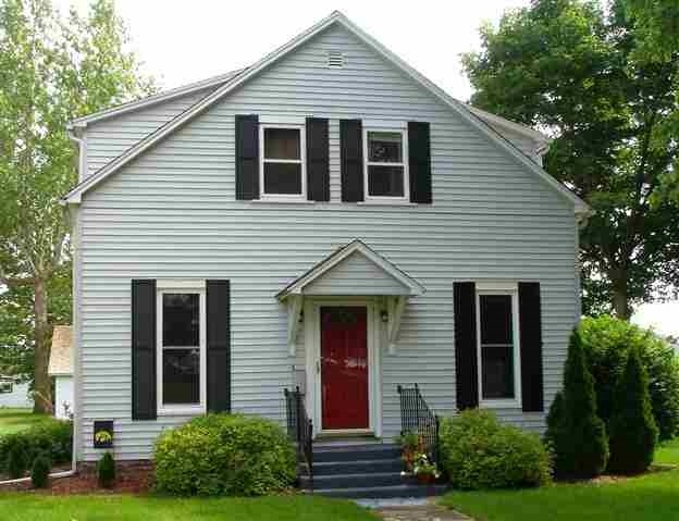 203 W 2nd St, Wayland, IA 52654 - photo 1