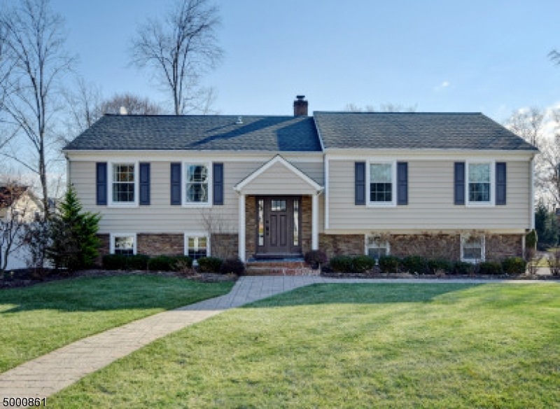 16 Burgess Ct, Westfield, NJ 07090 - photo 1