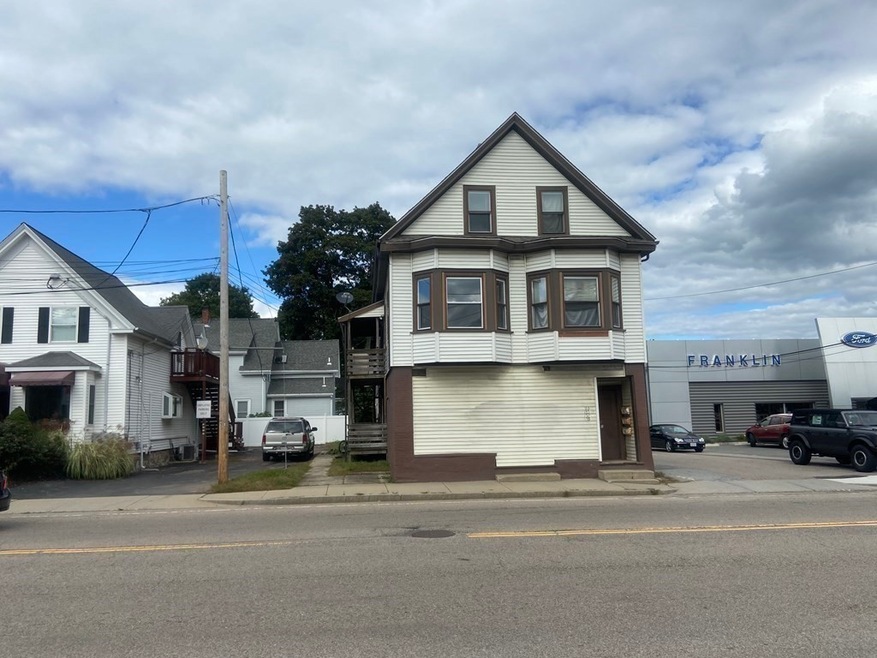 155 E Central St unit F, Franklin, MA 02038 - photo 1