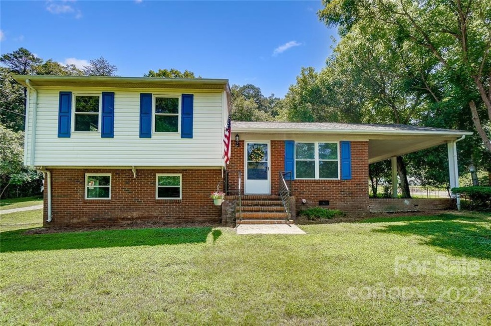 1023 Crowders Creek Rd, Gastonia, NC 28052 - photo 1