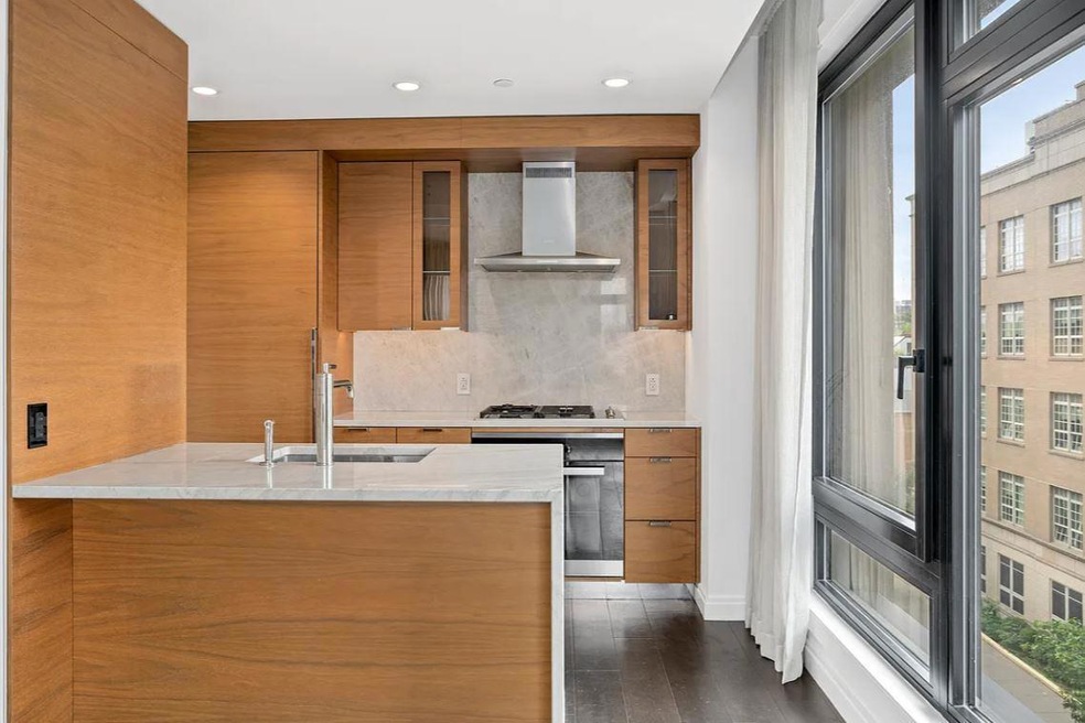 Sold $1,600,000 • Co-Listing Agent