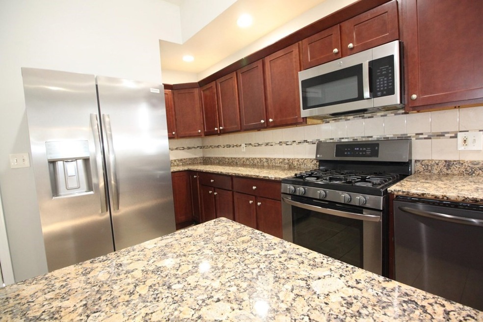 83 Devon St unit 1, Dorchester, MA 02121 - photo 1