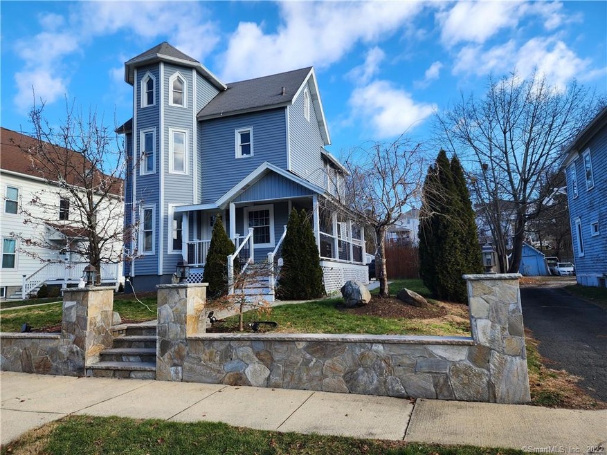 15 Meadow St, Danbury, CT 06810 - photo 1