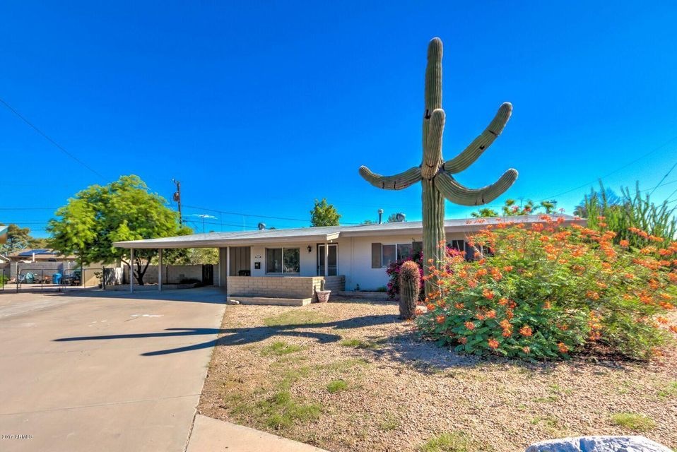 1031 N Los Olivos Dr-1