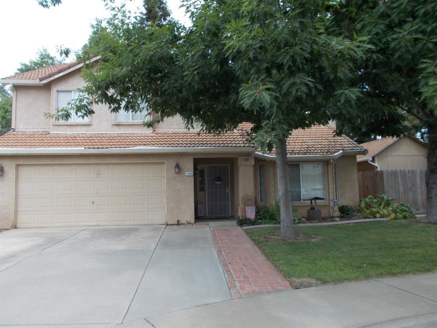 2566 Barnwood Ct, Oakdale, CA 95361 - photo 1