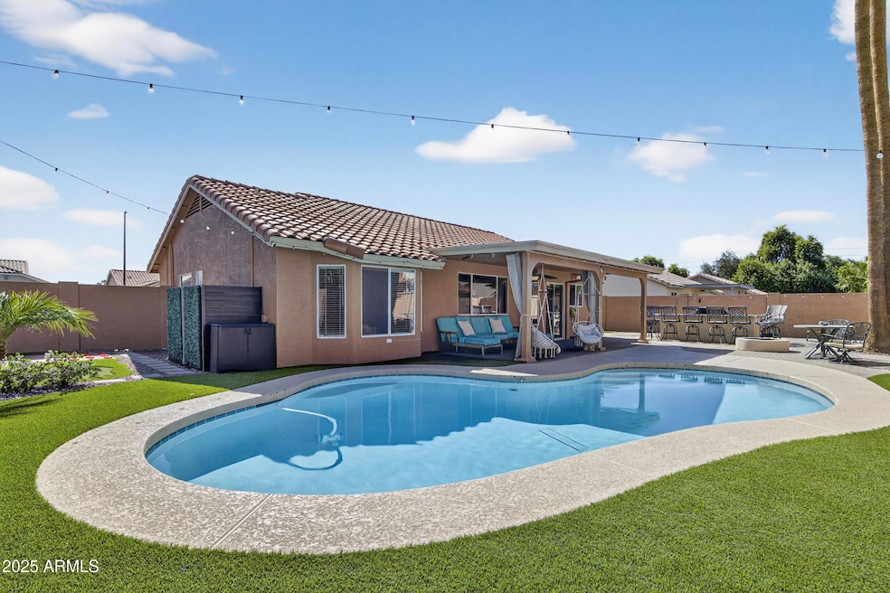 2154 E Temple Ct unit 1, Gilbert, AZ 85296 - photo 1