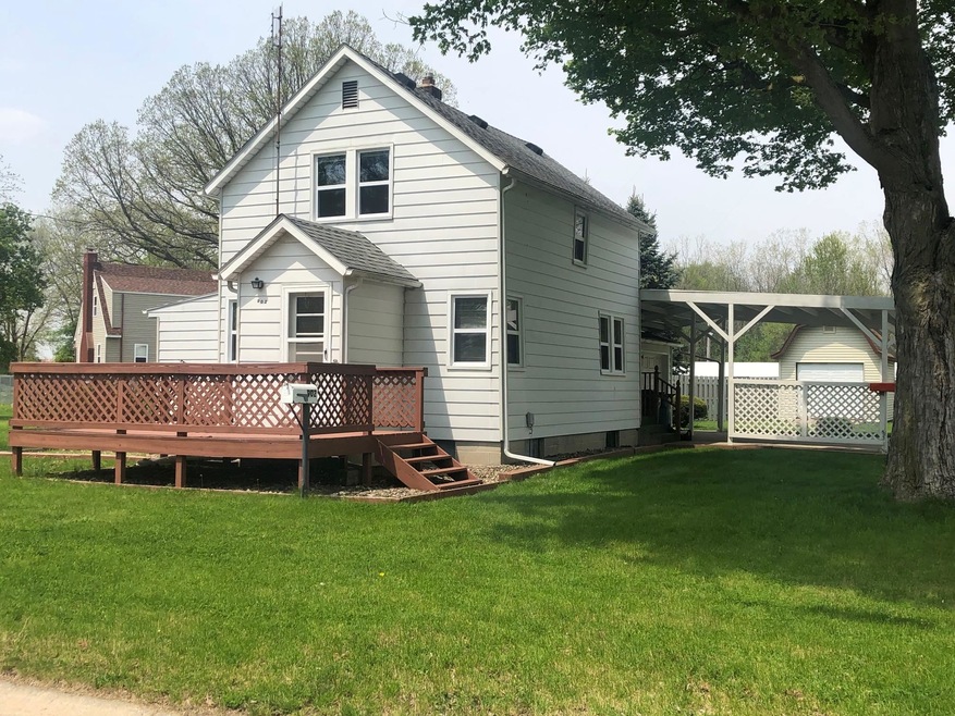 902 20th St, Auburn, IN 46706 - photo 1