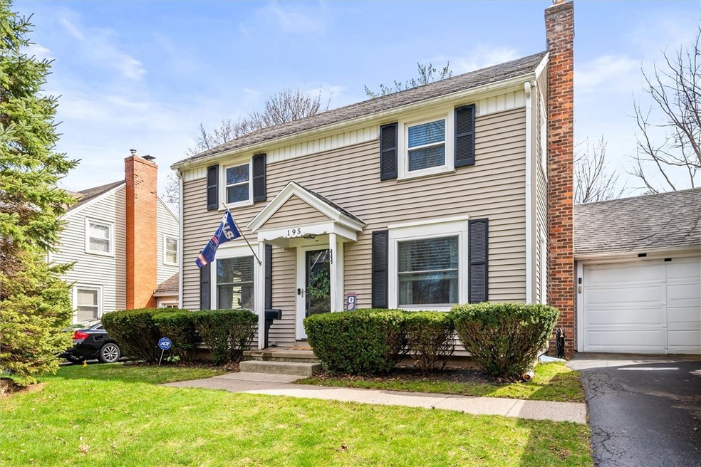 Pending $274,900 • Co-Listing Agent