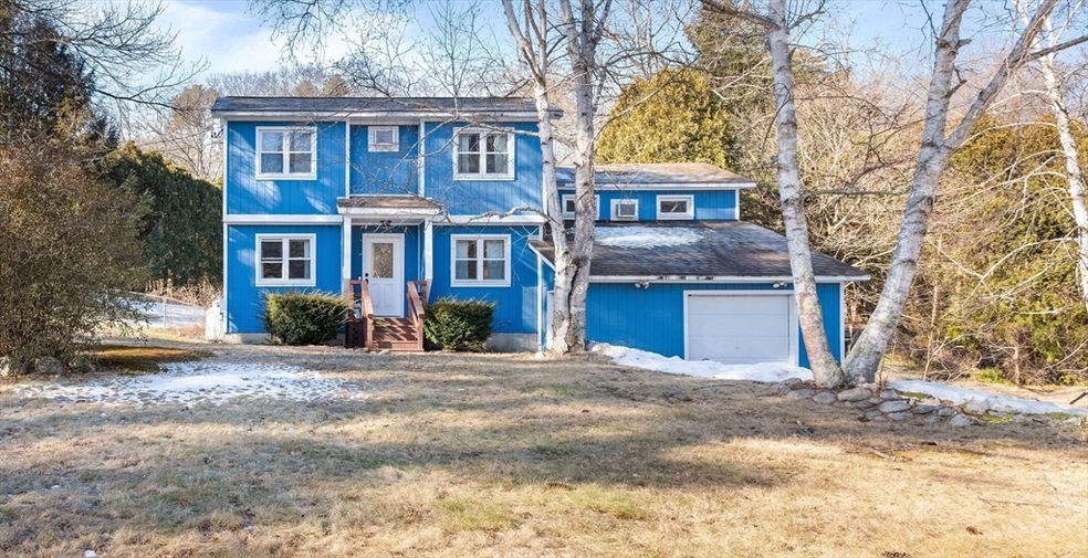 45 Oaklawn Ave, Orange, MA 01364 - photo 1