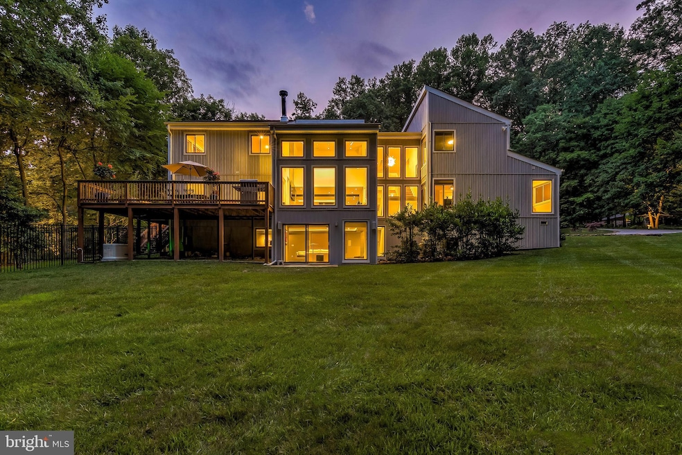 2802 Grasty Woods Ln, Pikesville, MD 21208 - photo 1