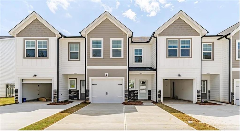 For Rent $1,950/month