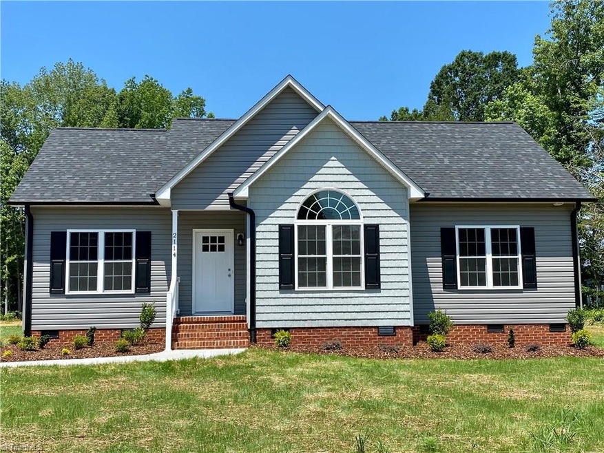 2114 Grantville Ln, Asheboro, NC 27205 - photo 1