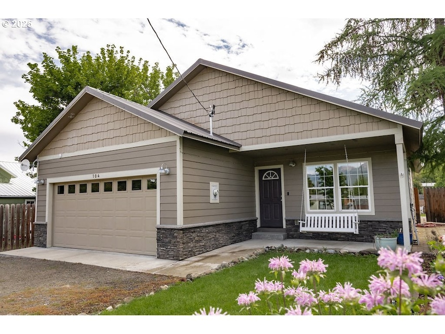 104 N College St, Joseph, OR 97846 - photo 1