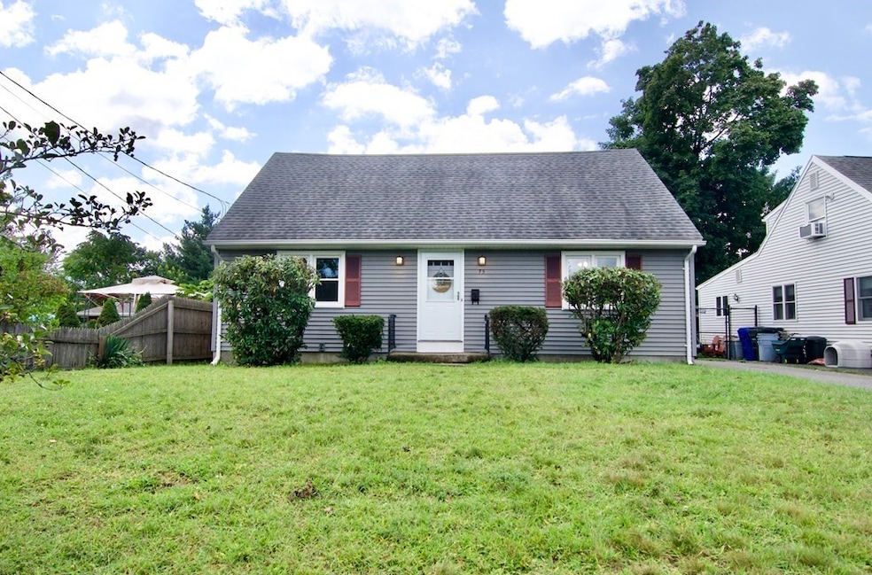 75 Rosella St, Springfield, MA 01118 - photo 1