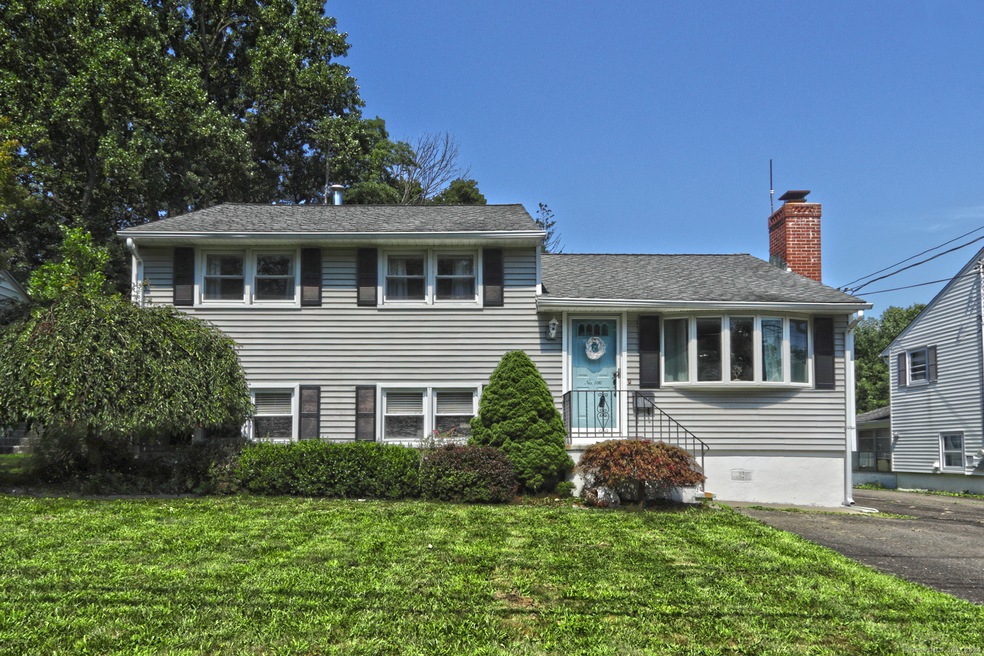 106 Aimes Dr, West Haven, CT 06516 - photo 1