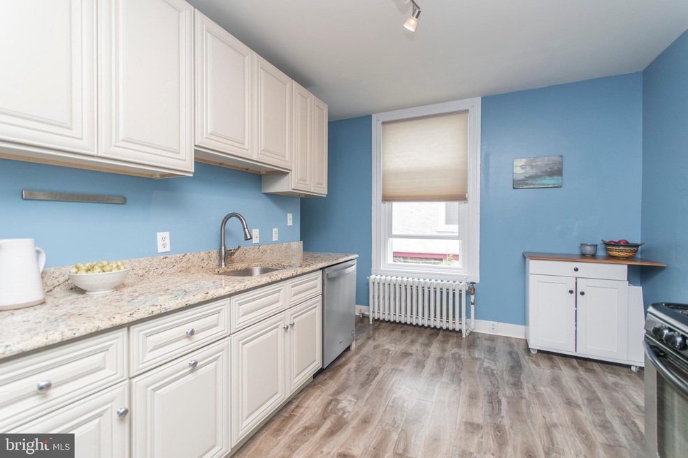 858 Summit Grove Ave, Bryn Mawr, PA 19010 - photo 1