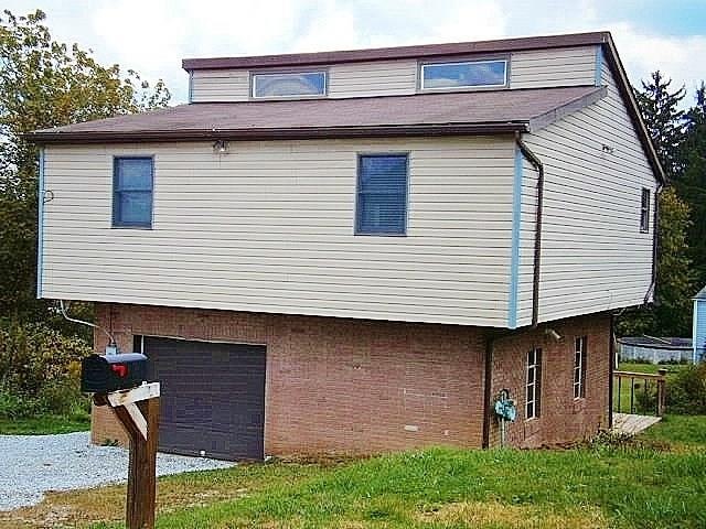 Welcome to 338 Locust St. in North Strabane Townsh