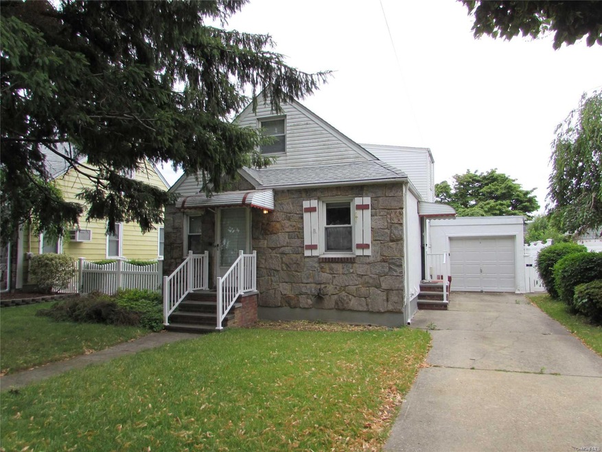 177 Jerome Ave, Mineola, NY 11501 - photo 1