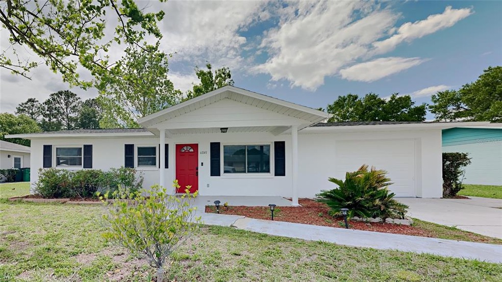 6041 18th St, Zephyrhills, FL 33542 - photo 1