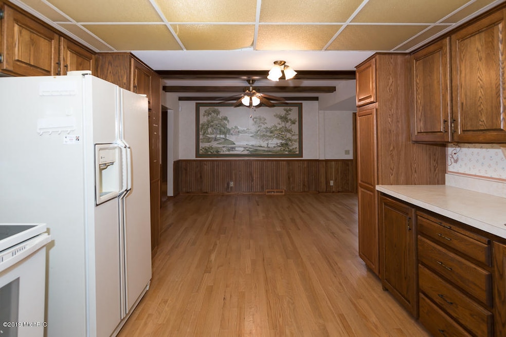 2326Sycamore-1