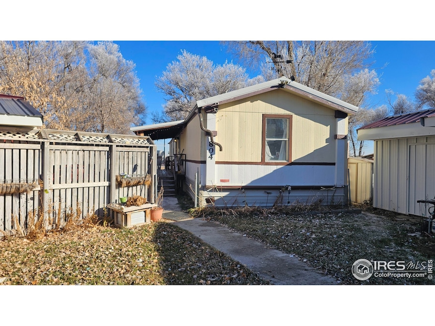 804 Warren St, Weldona, CO 80653 - photo 1