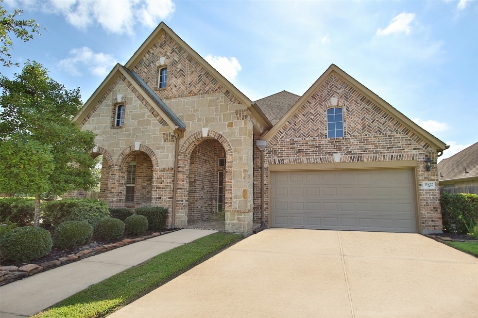 31822 Oak Thicket Ct, Conroe, TX 77385 - photo 1