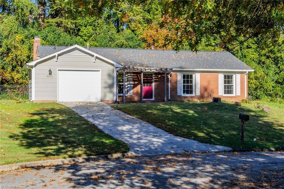 Welcome to 3211 Buckingham Ct! Freshly painted exterior