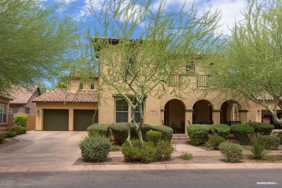 Excellent Curb Appeal