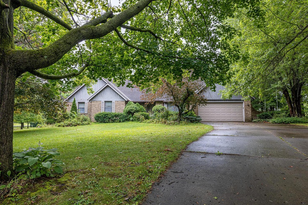 Sold $300,000 • Co-Listing Agent