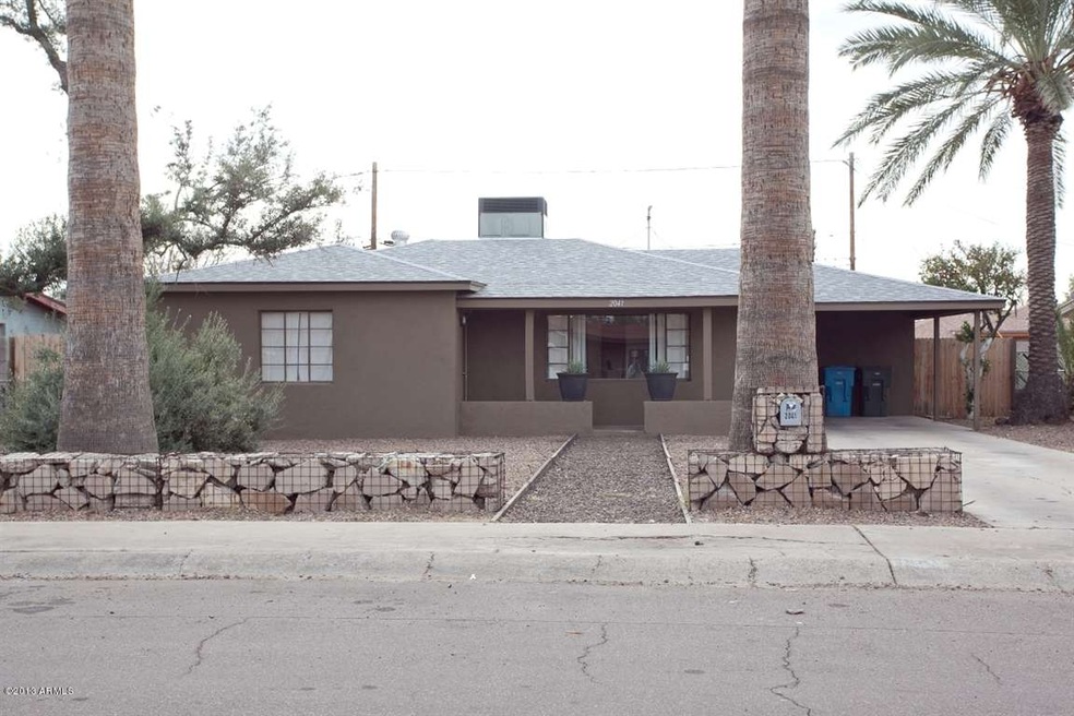 Front of 2041 W Oregon Avenue