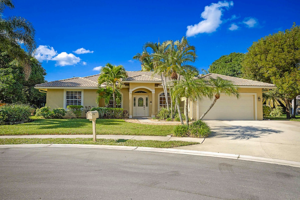 2963 Werwood Ct, Wellington, FL 33414 - photo 1