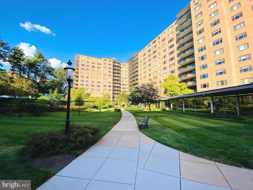 The Towers unit 622E, Washington, DC 20016 - photo 1