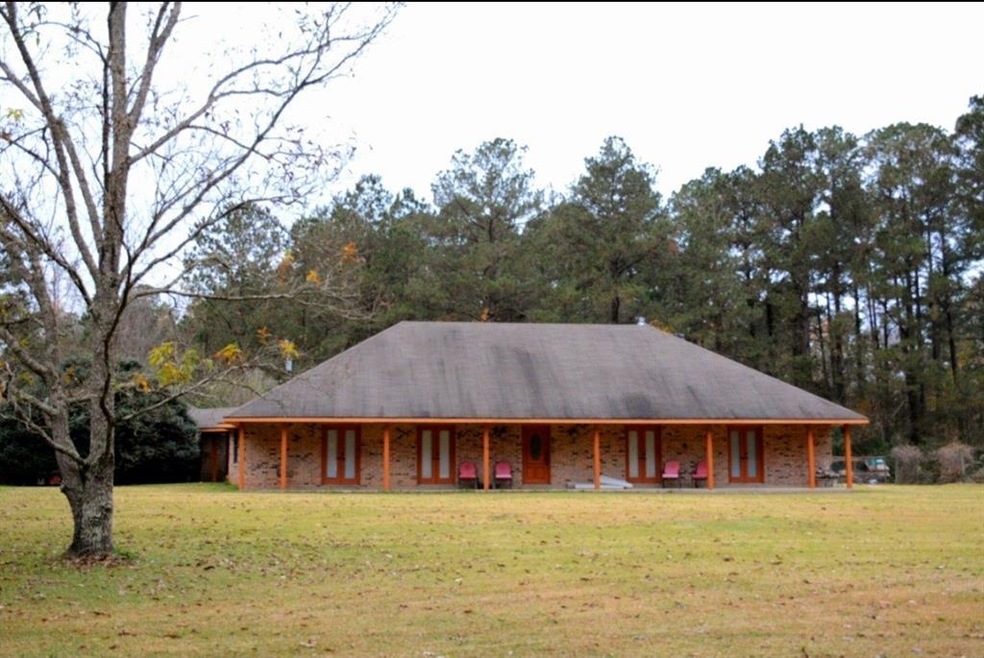 111 D Wilson Rd, Pineville, LA 71360 - photo 1