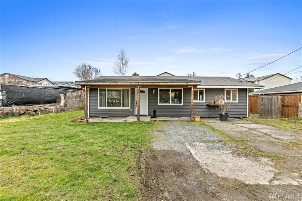 511 Center Rd, Everett, WA 98204 - photo 1