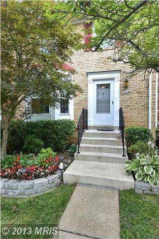 6020 Ticonderoga Ct, Burke, VA 22015 - photo 1