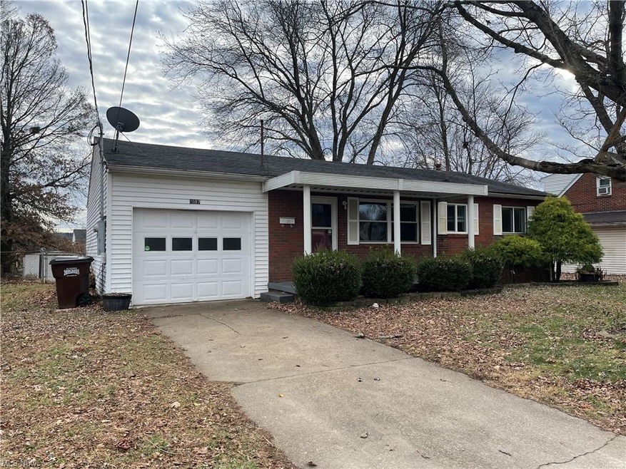 Welcome to 1587 Elizabeth St Belpre Ohio