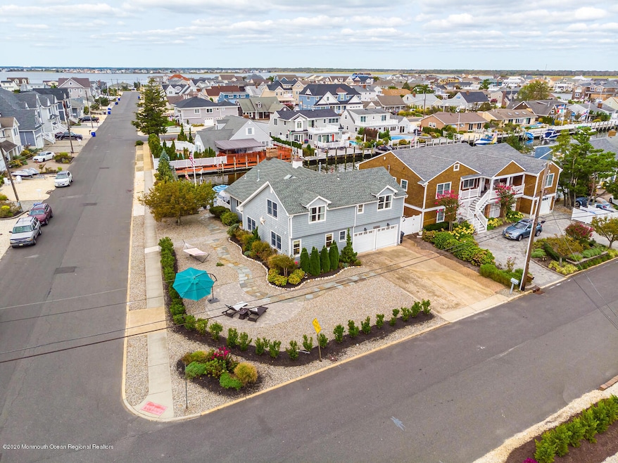 310 N Bay Dr Mantoloking NJ-large-002-00