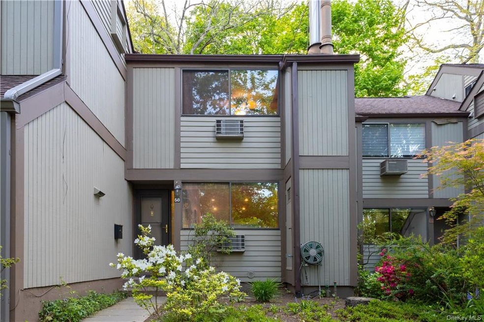 58 Round Hill Rd unit 97, Dobbs Ferry, NY 10522 - photo 1