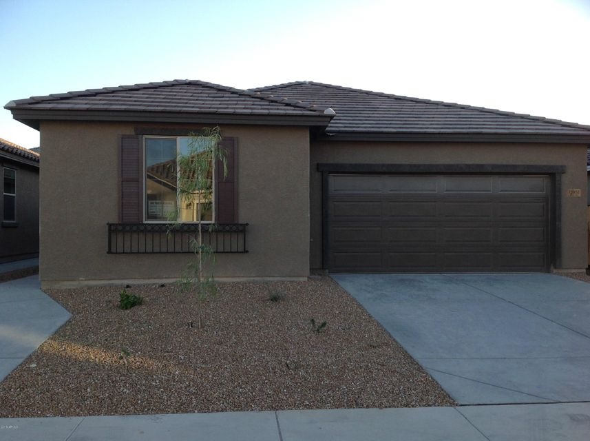 Rio spec lot 176 exterior