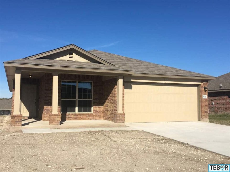 502 Chrislyn Dr, Troy, TX 76579 - photo 1