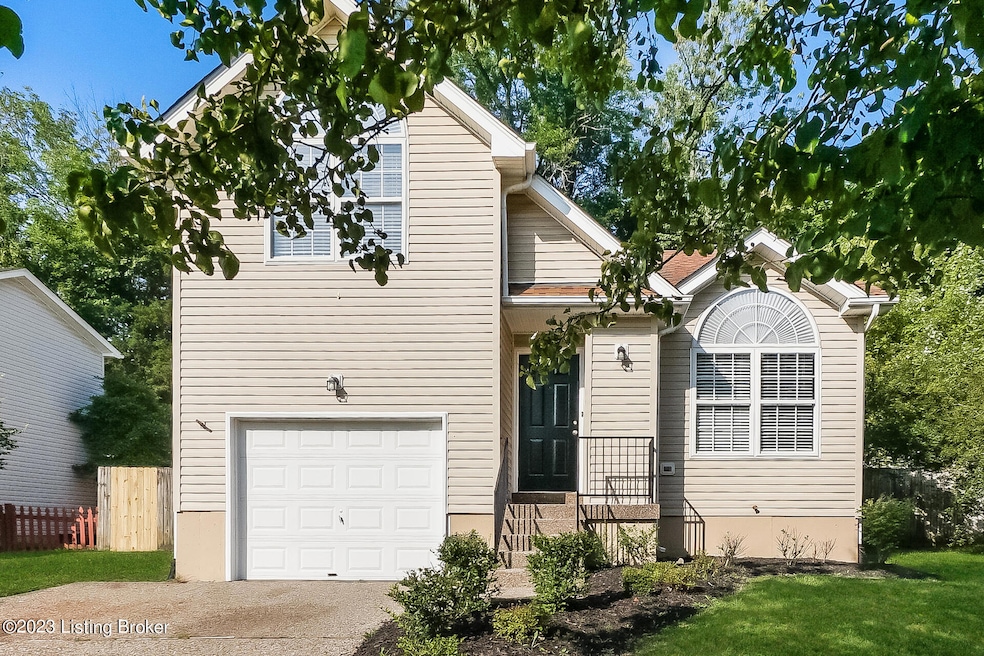 4218 Willowview Blvd, Louisville, KY 40299 - photo 1