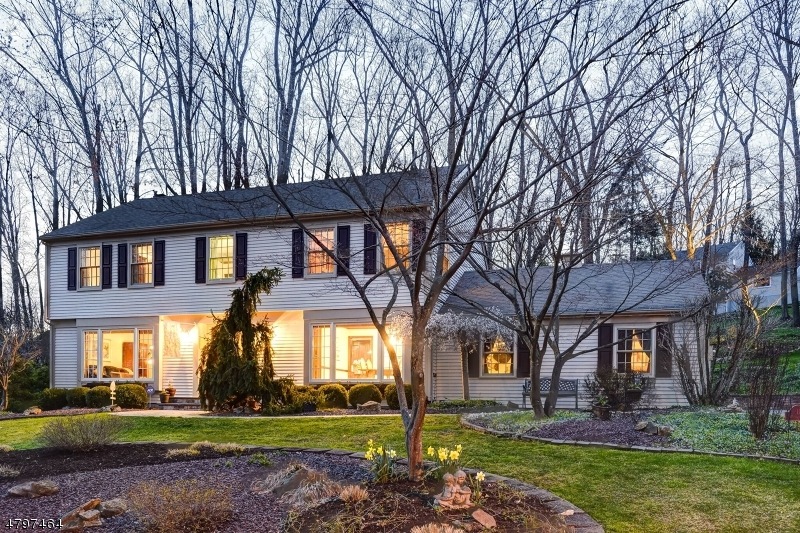 11 Wyckoff Way, Morris Plains, NJ 07950 - photo 1