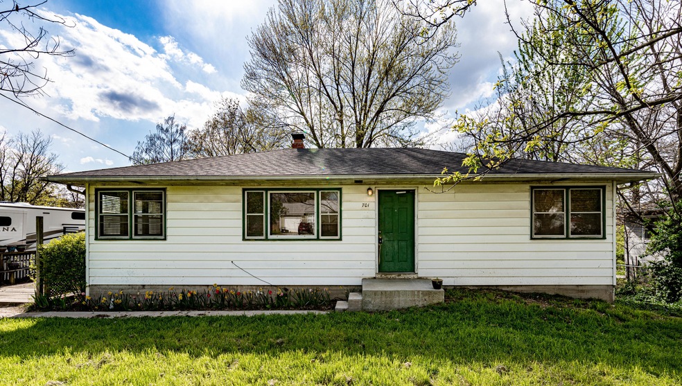 701 Clinkscales (30)