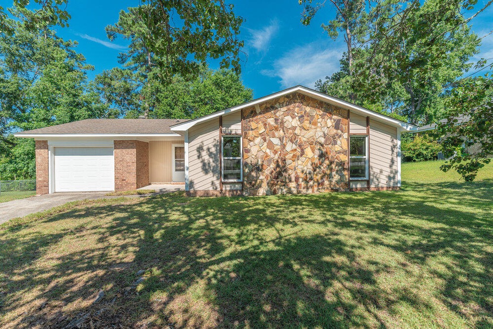 112 W Lynne Dr, Augusta, GA 30907 - photo 1