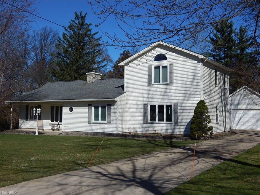Welcome to 26232 Cranage Rd. Olmsted Falls, Oh. En